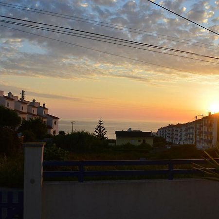 Ericeira Chill Hill Hostel & Private Rooms - Sea Food Εξωτερικό φωτογραφία