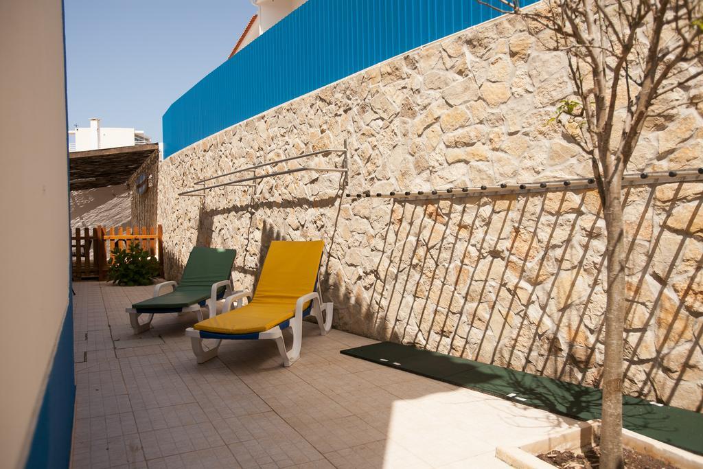 Ericeira Chill Hill Hostel & Private Rooms - Sea Food Εξωτερικό φωτογραφία